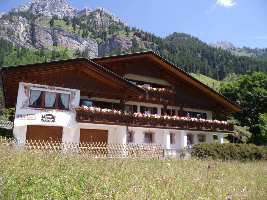 Haus Monika Appartement Nesselwängle Kamer foto