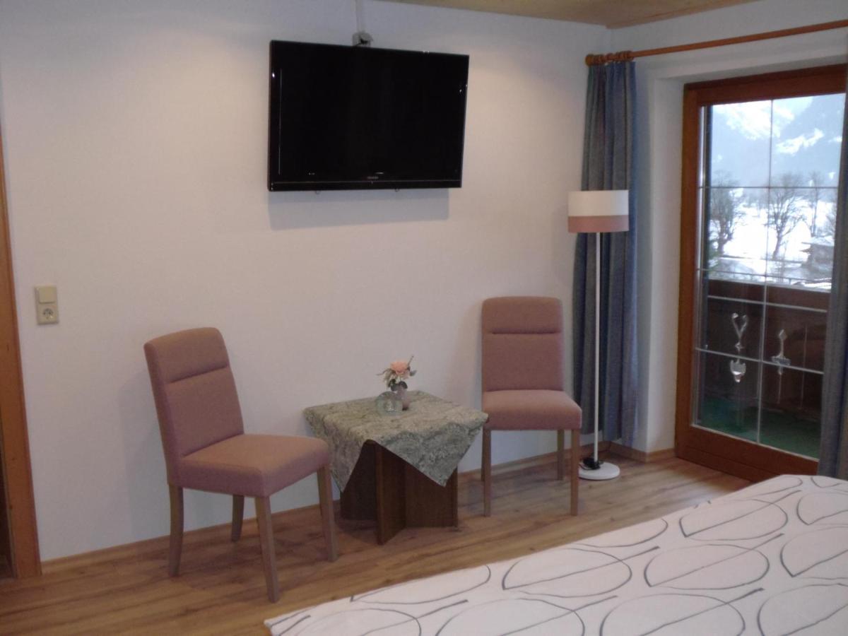 Haus Monika Appartement Nesselwängle Buitenkant foto